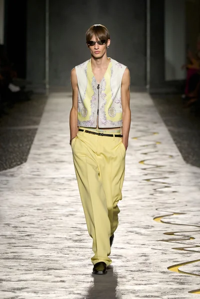 Look 56